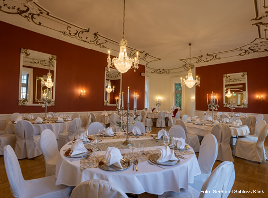 Eleganter und barocker Speisesaal