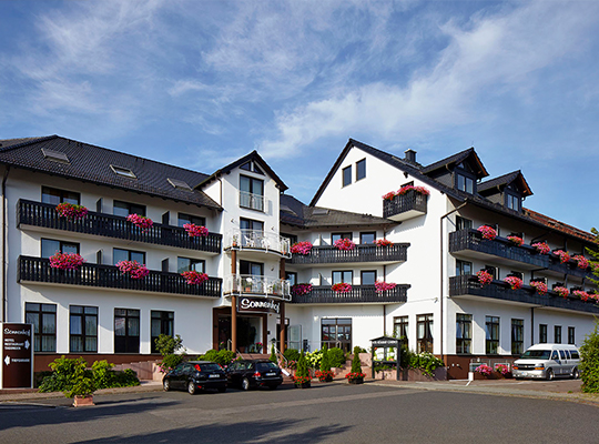 Das Hotel Restaurant Sonnenhof von außen