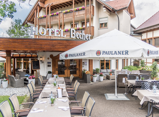 Wundervoller Außenbereich, optimal für ein Open-Air Dinnerkrimi Göppingen