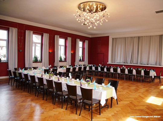 Krimidinner Mülsen in elegantem Saal im Gasthof Stangendorf
