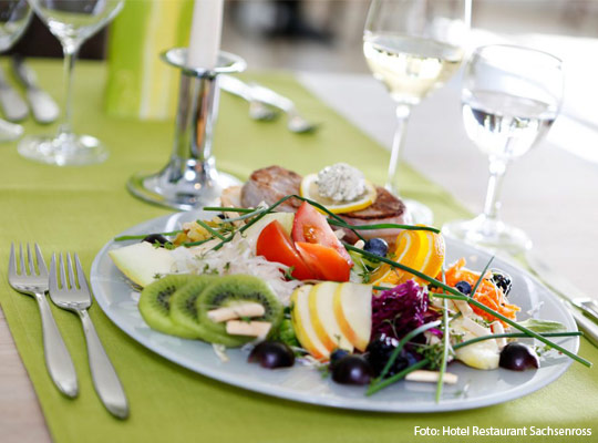 Leckerer Salat als Vorspeise im Hotel Restaurant Sachsenschloss