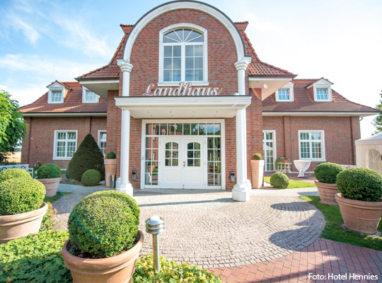 Außenansicht des Landhause im Hotel Hennies.