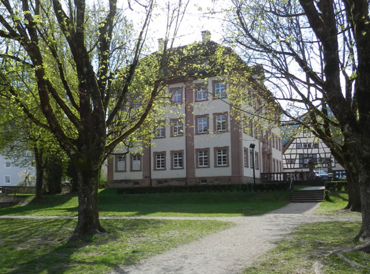 Historisches Gebäude eingebettet in die Natur beim Kriminal Dinner Horb am Neckar