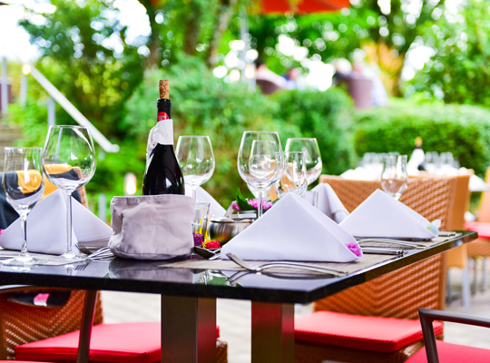 Außenbereich Restaurant Pfaffenwinkel - Krimidinner Starnberg